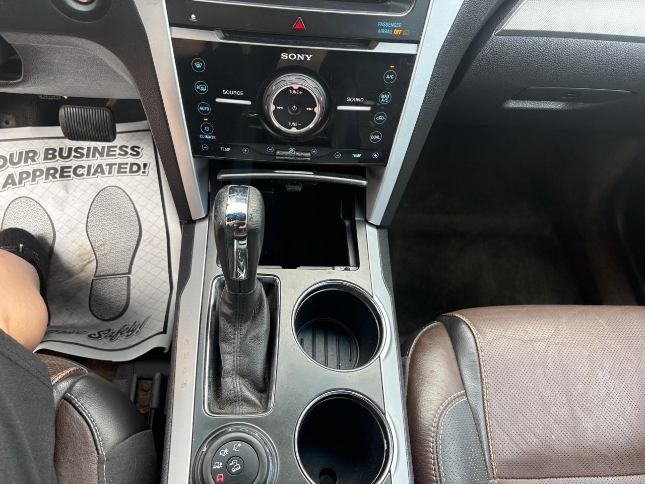 Ford Explorer Sport 4WD 2013