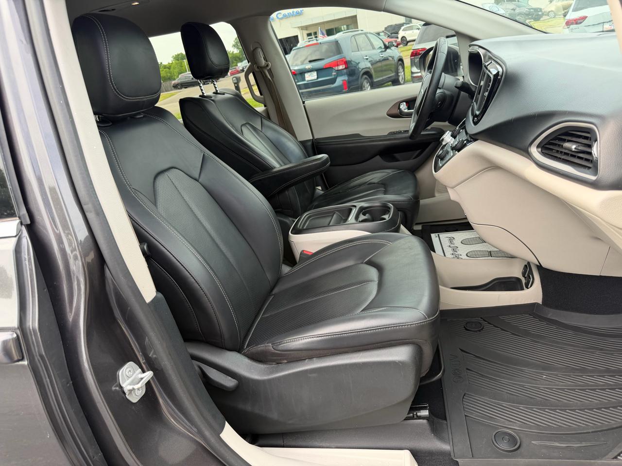 Chrysler Voyager LXI 2020