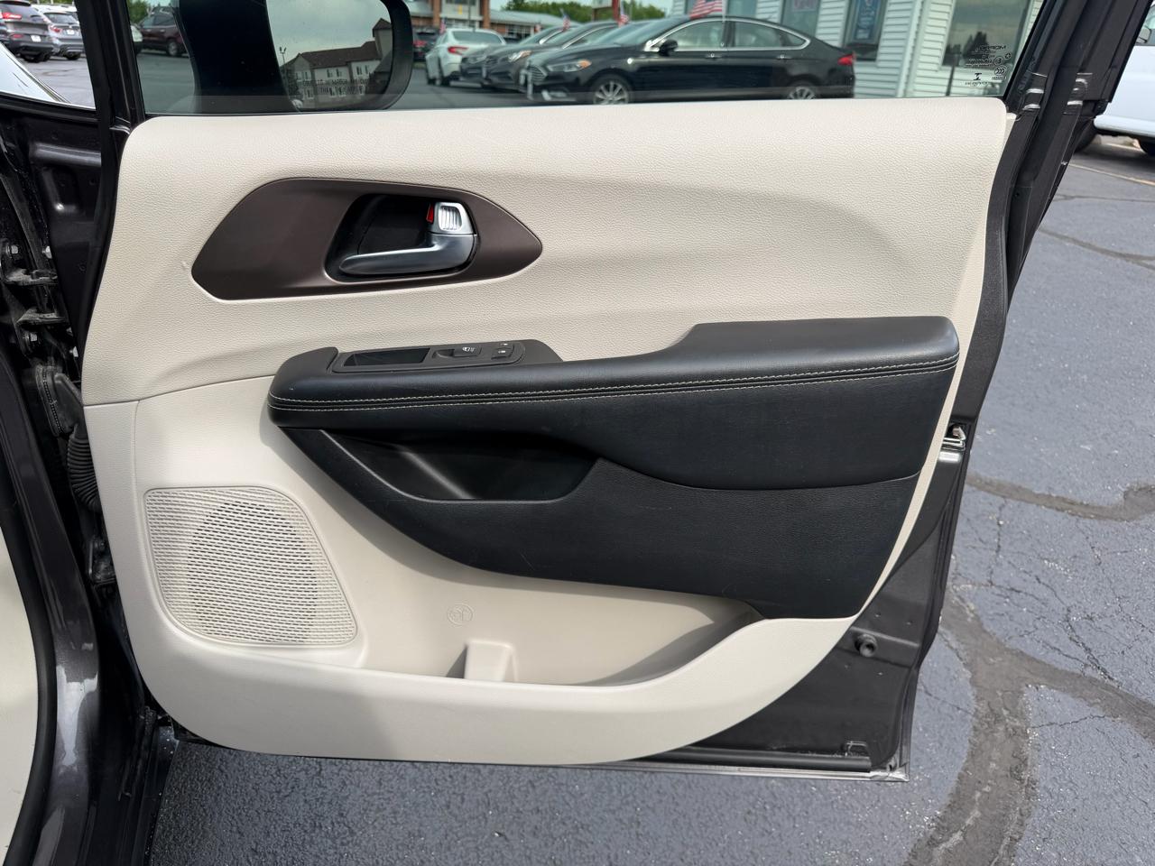 Chrysler Voyager LXI 2020