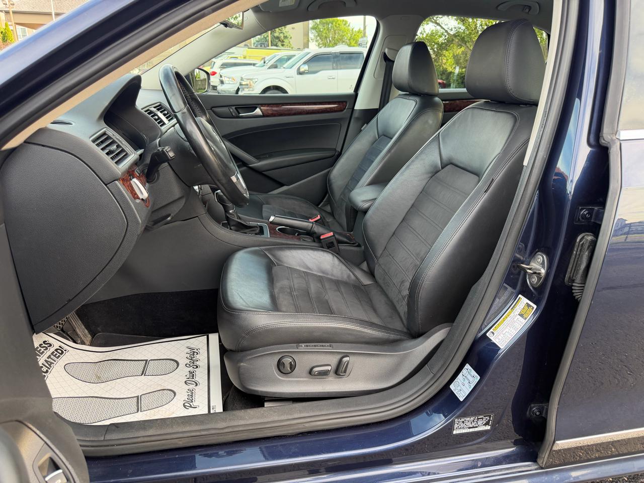 Volkswagen Passat 2.0L TDI SEL Premium 2013