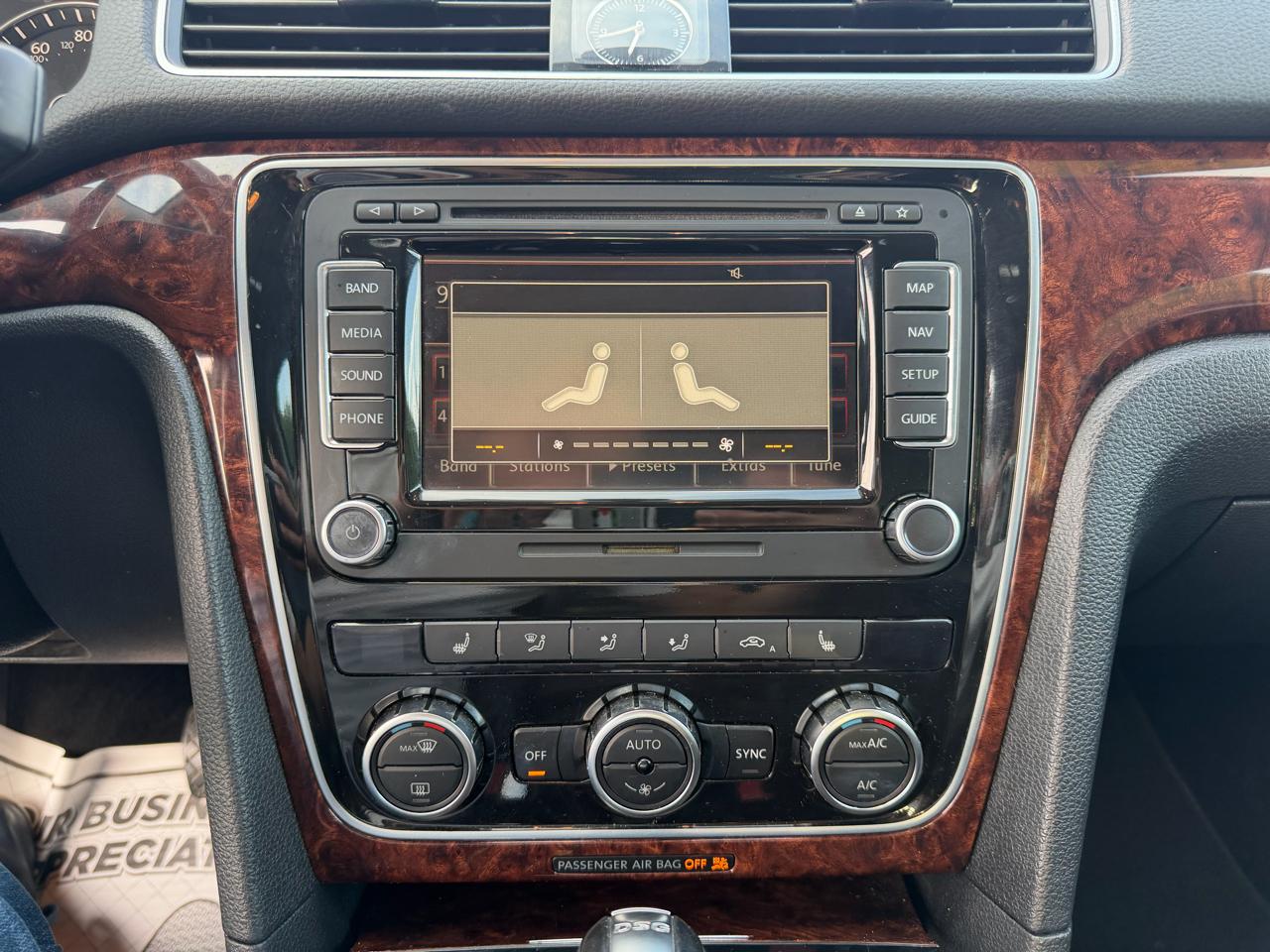 Volkswagen Passat 2.0L TDI SEL Premium 2013