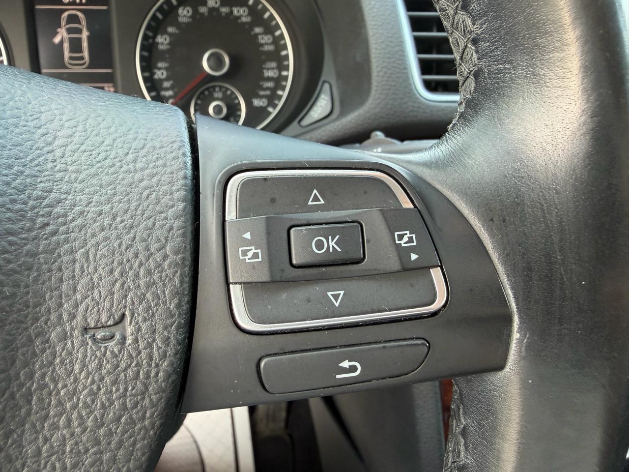 Volkswagen Passat 2.0L TDI SEL Premium 2013