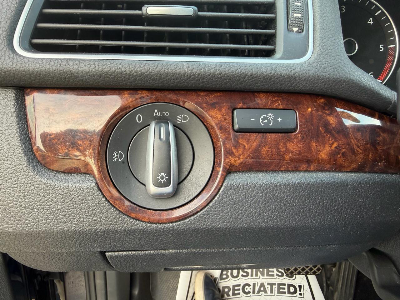 Volkswagen Passat 2.0L TDI SEL Premium 2013