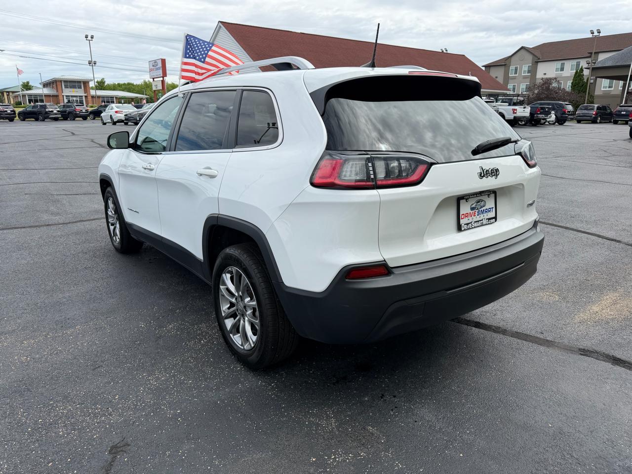 Jeep Cherokee Latitude Plus FWD 2019