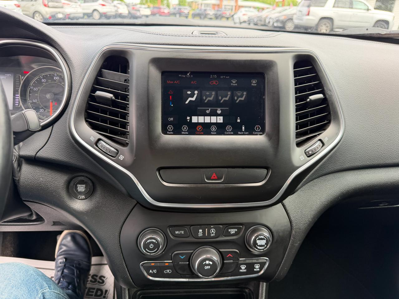 Jeep Cherokee Latitude Plus FWD 2019