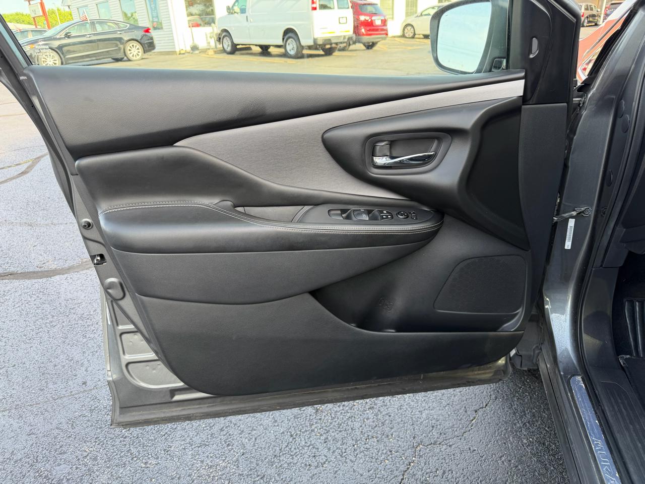 Nissan Murano SV AWD 2019