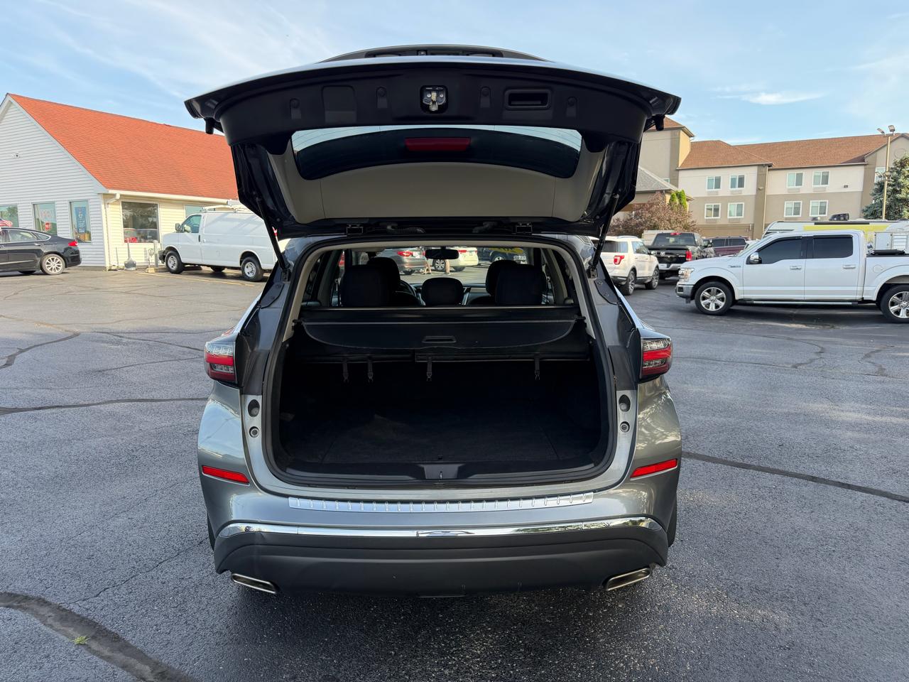 Nissan Murano SV AWD 2019