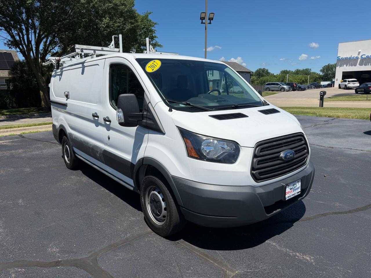 Ford Transit 250 Van Low Roof w/Sliding Pass. 130-in. WB 2017