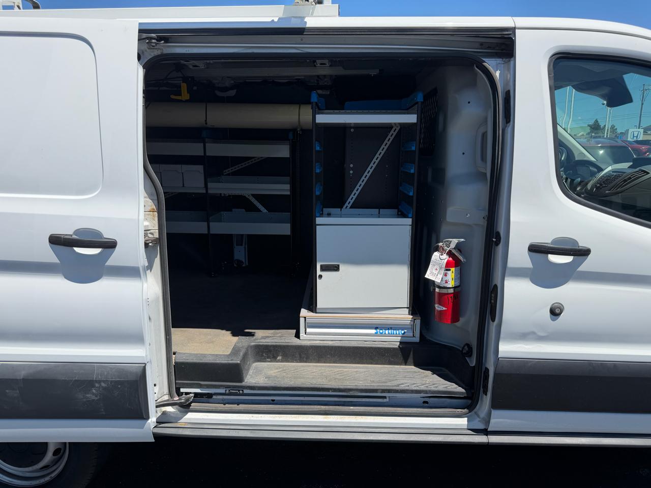 Ford Transit 250 Van Low Roof w/Sliding Pass. 130-in. WB 2017