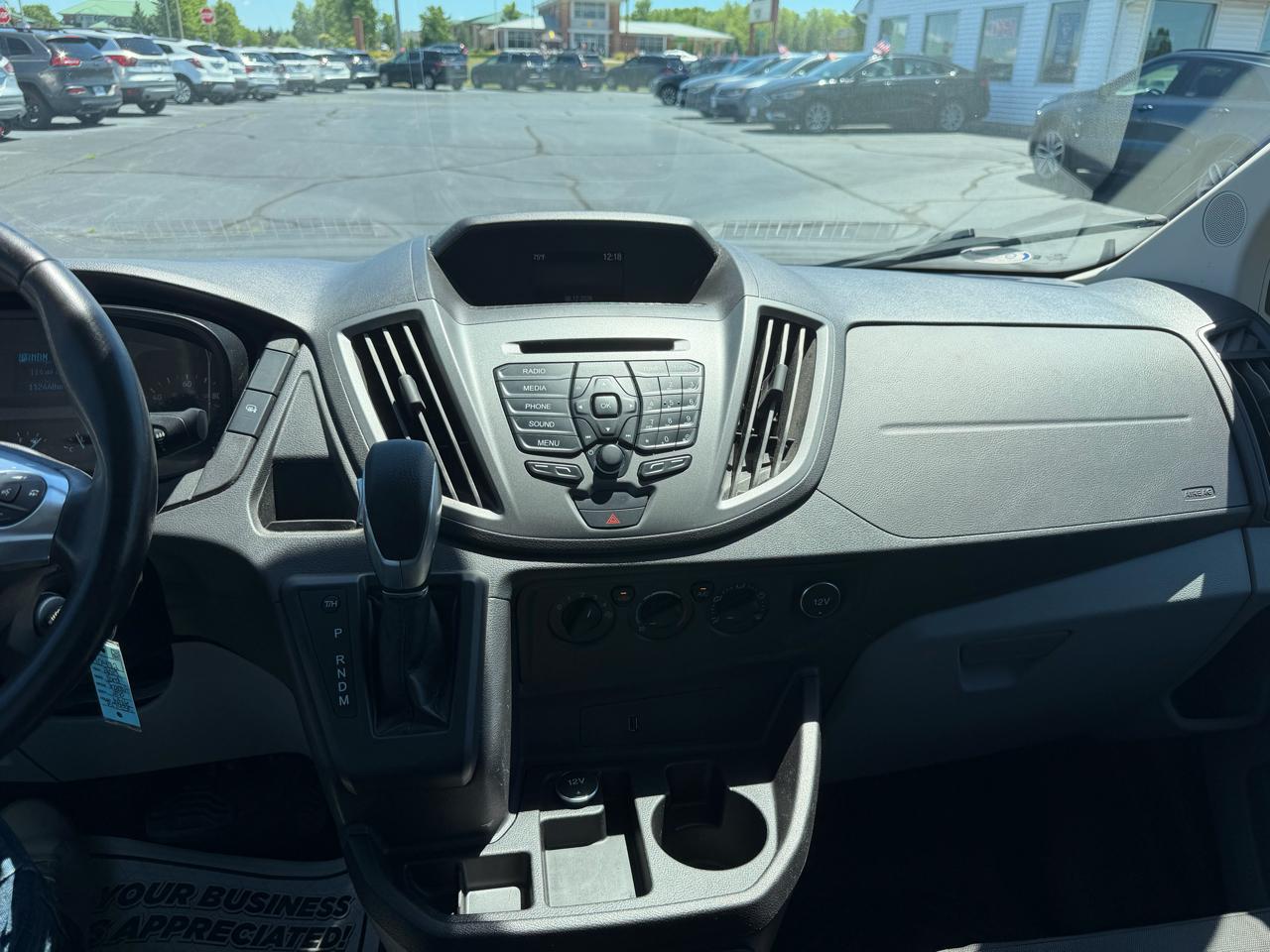 Ford Transit 250 Van Low Roof w/Sliding Pass. 130-in. WB 2017