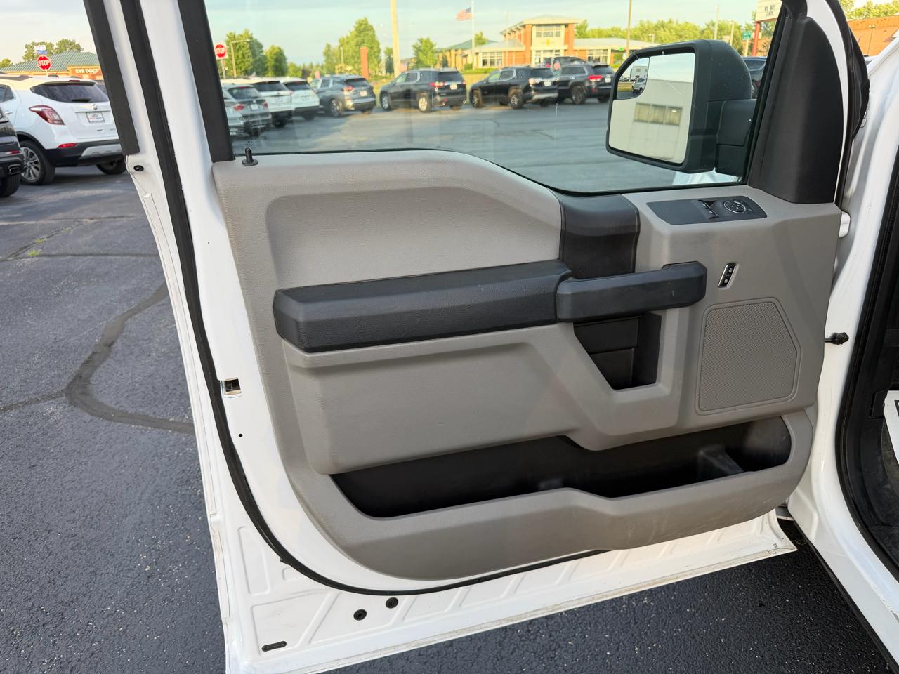 Ford F-150 XL 8-ft. Bed 2WD 2018