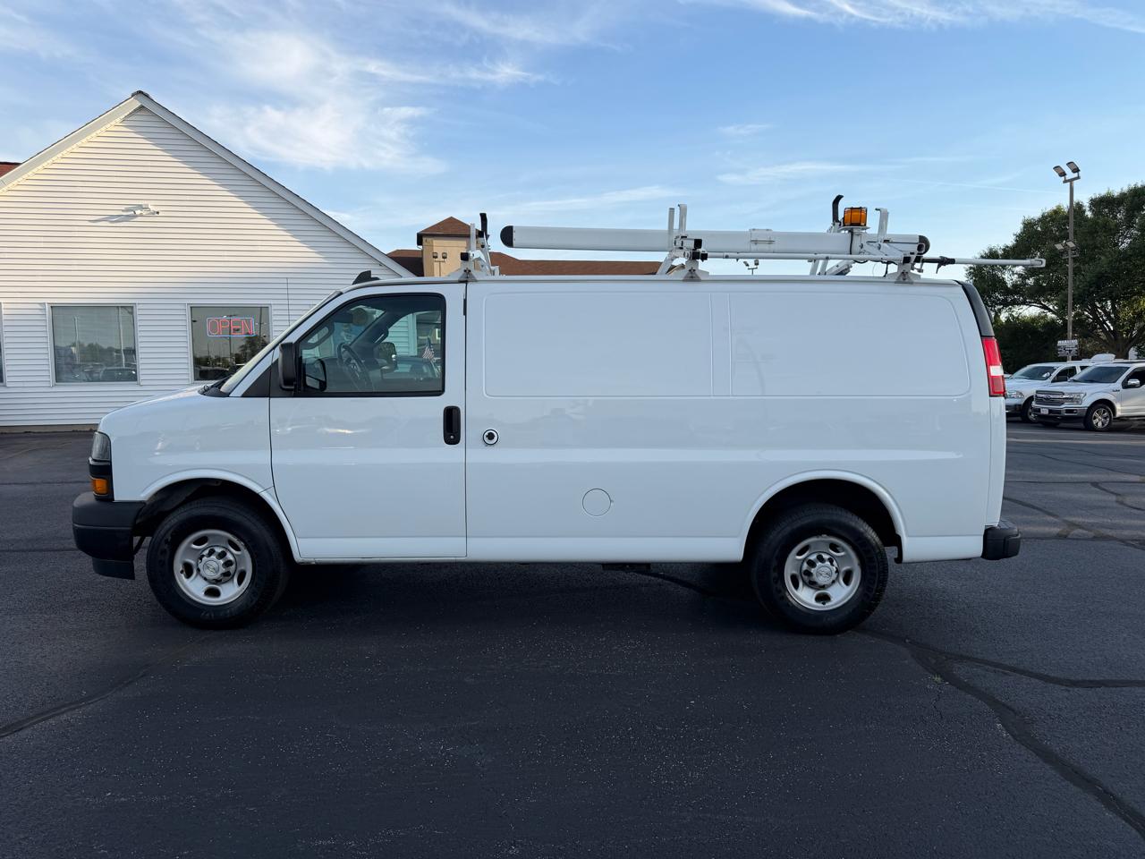 Chevrolet Express 3500 Cargo 2020