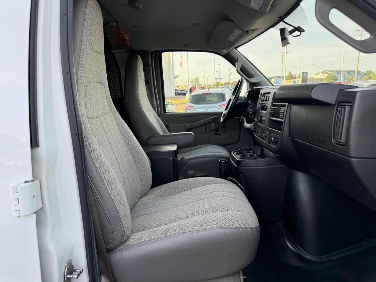 Chevrolet Express 3500 Cargo 2020