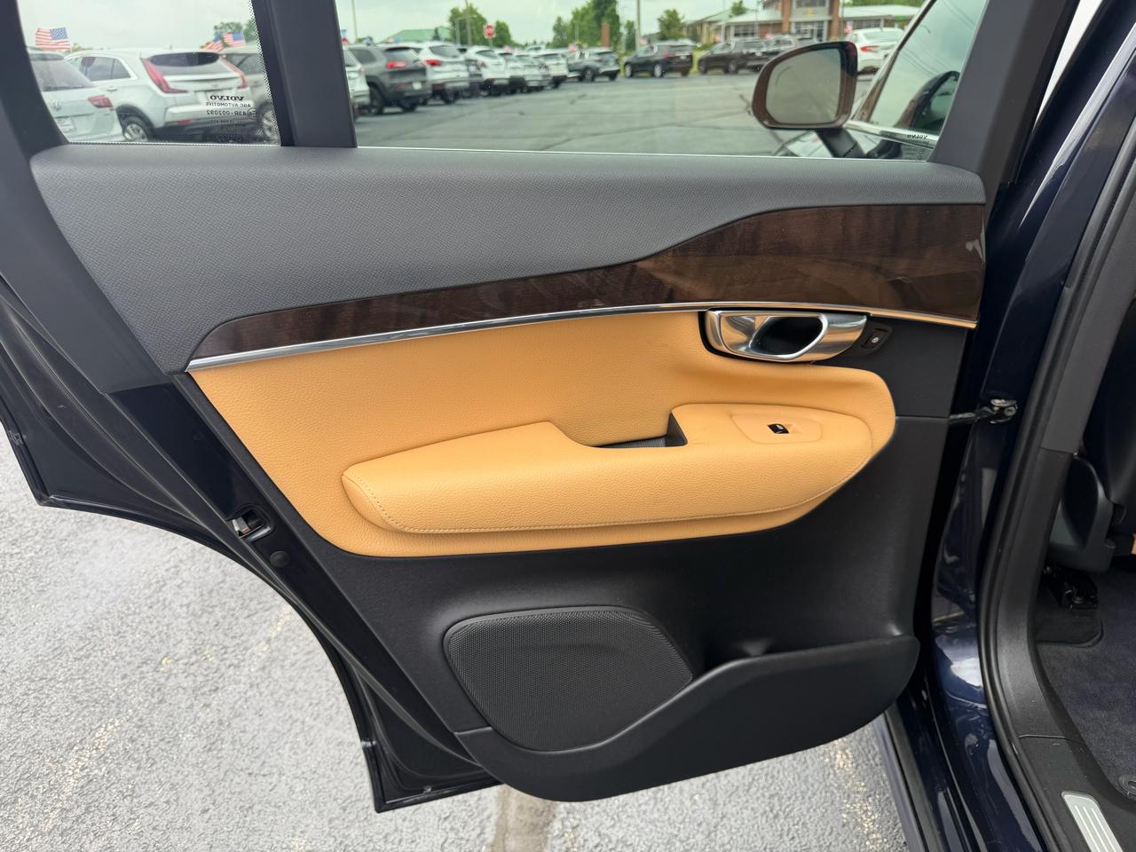 Volvo XC90 T6 Momentum AWD 2017