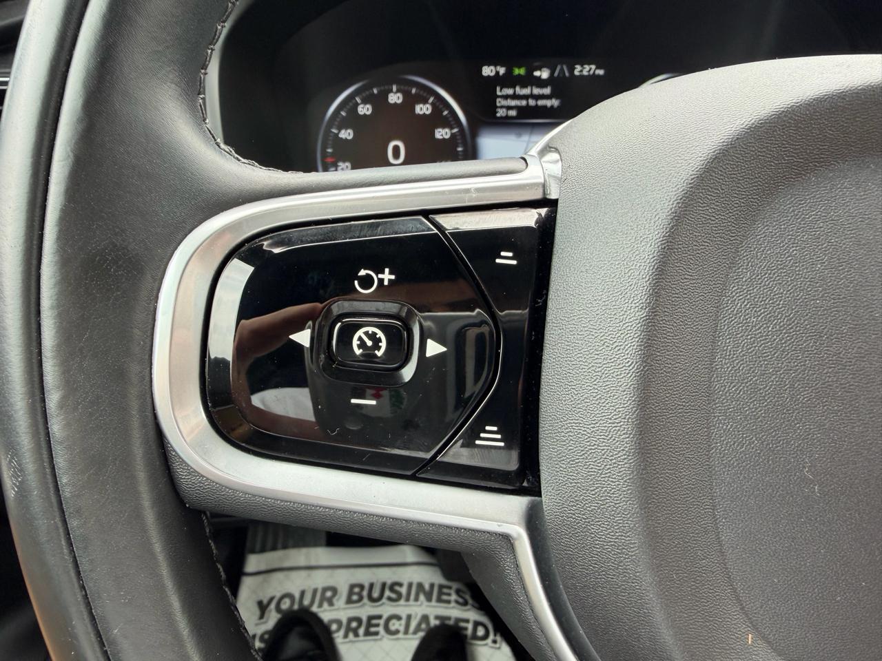 Volvo XC90 T6 Momentum AWD 2017