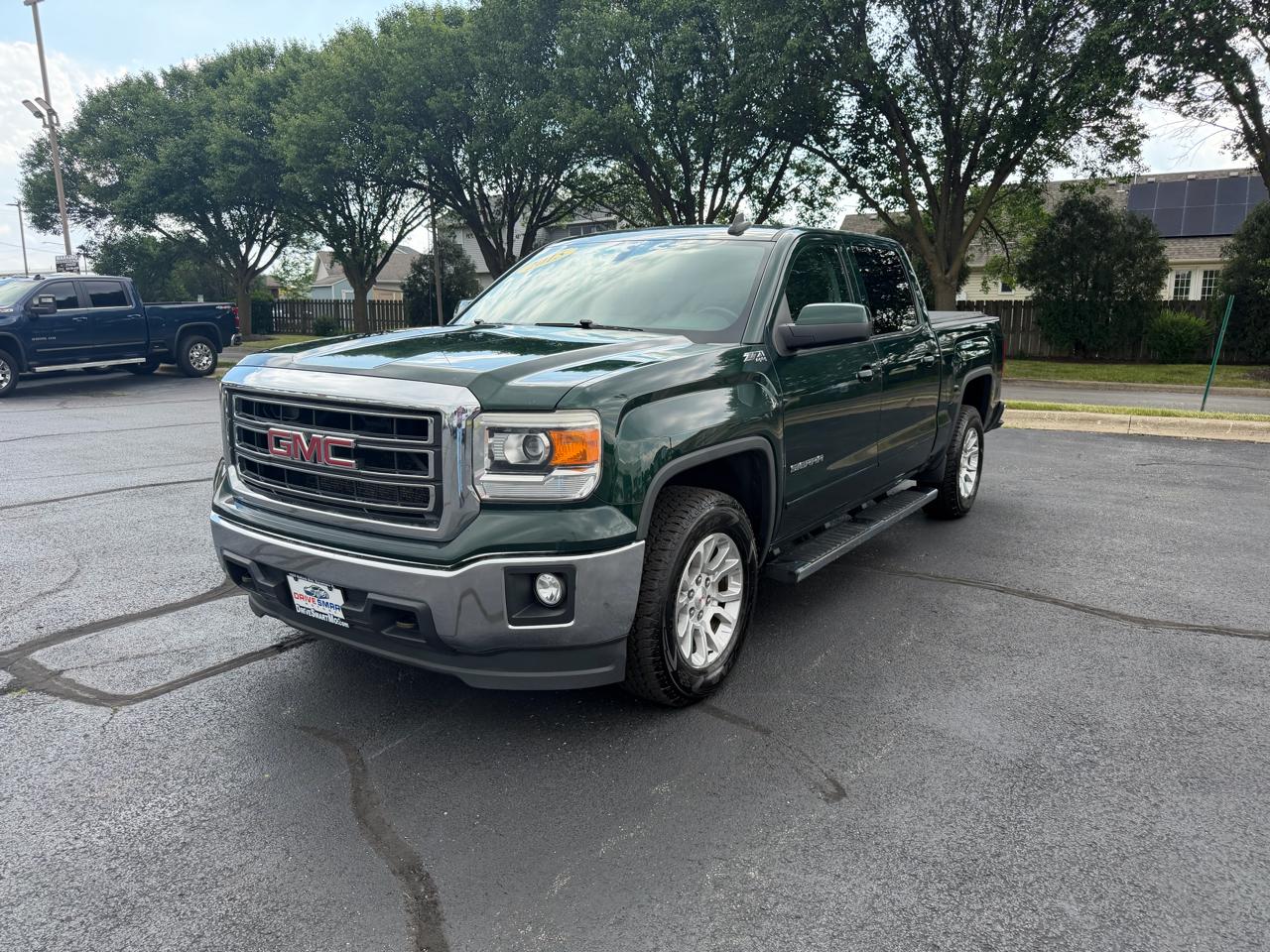 2015 GMC Sierra 4WD Crew Cab SLE SWB's photo