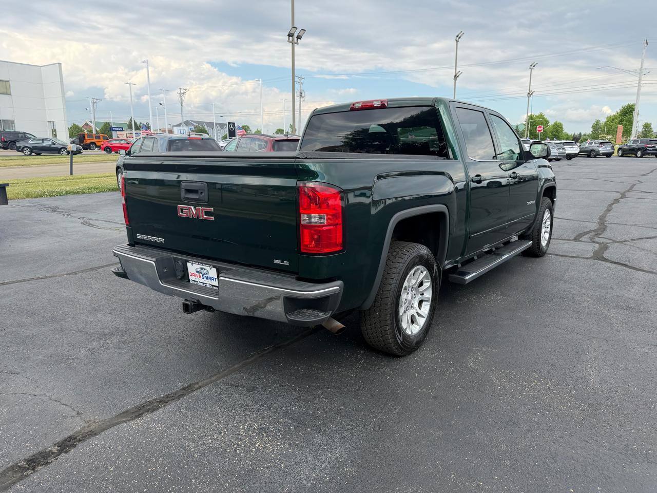 GMC Sierra 1500 SLE Crew Cab Long Box 4WD 2015