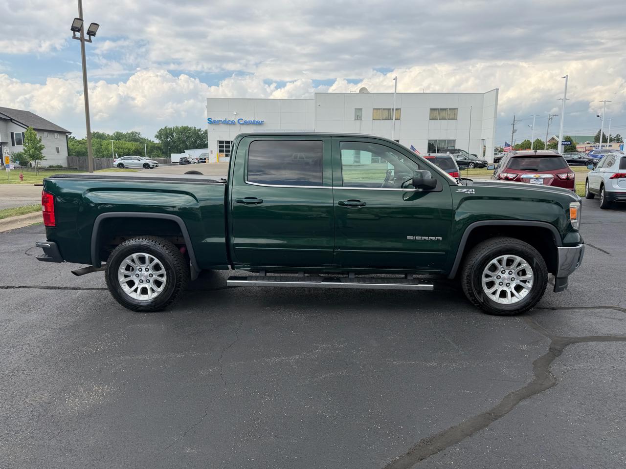 GMC Sierra 1500 SLE Crew Cab Long Box 4WD 2015