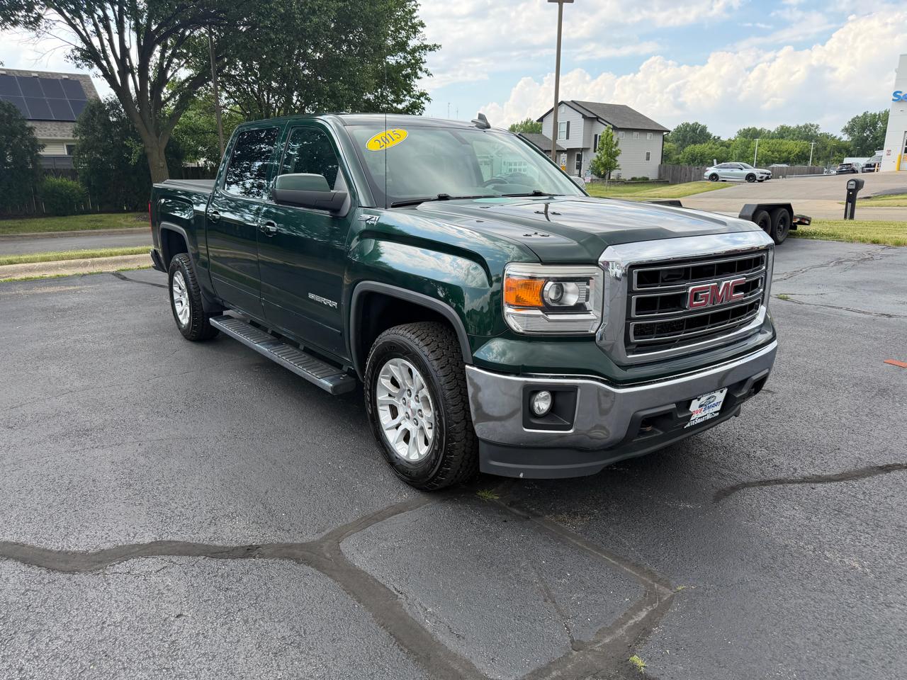 GMC Sierra 1500 SLE Crew Cab Long Box 4WD 2015