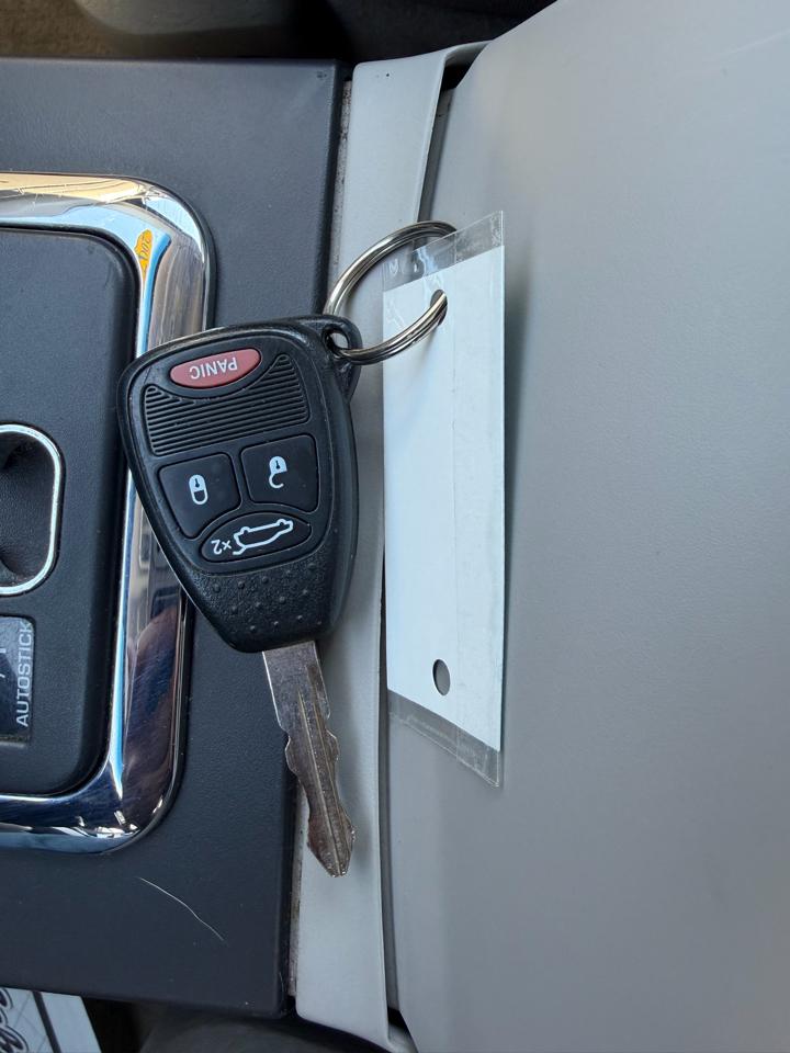 Chrysler Pacifica Touring FWD 2007