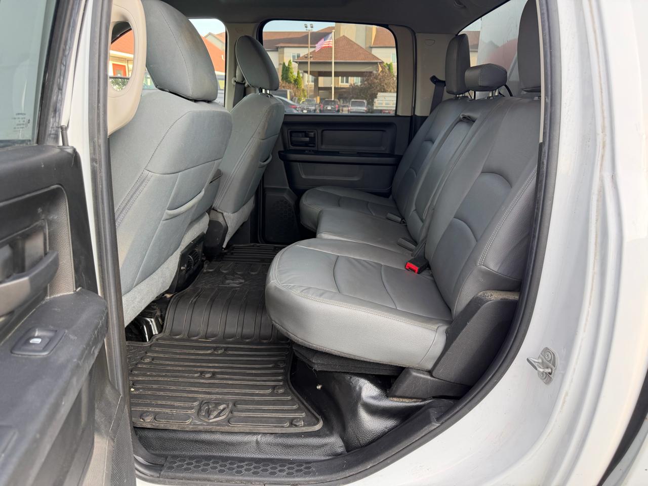 RAM 1500 Classic Tradesman Crew Cab SWB 4WD 2019