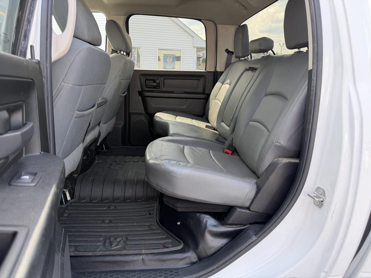 RAM 1500 Classic Tradesman Crew Cab SWB 4WD 2019