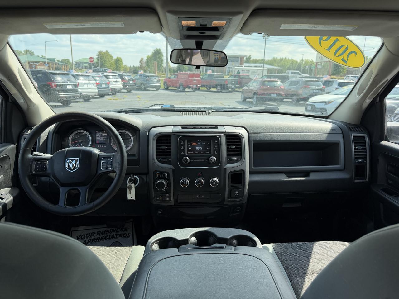 RAM 1500 Classic Tradesman Crew Cab SWB 4WD 2019