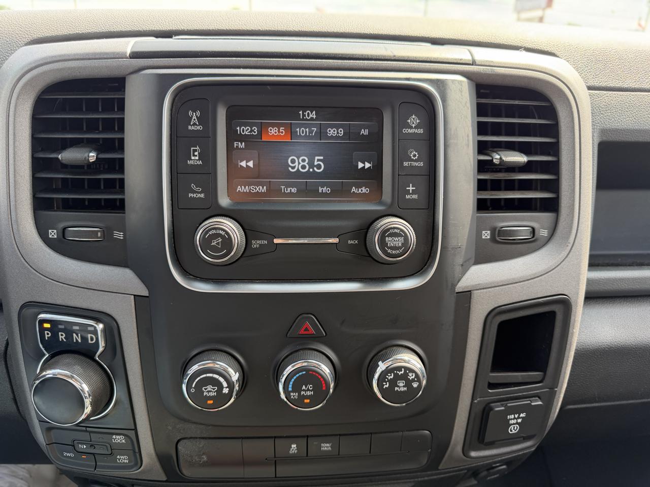 RAM 1500 Classic Tradesman Crew Cab SWB 4WD 2019
