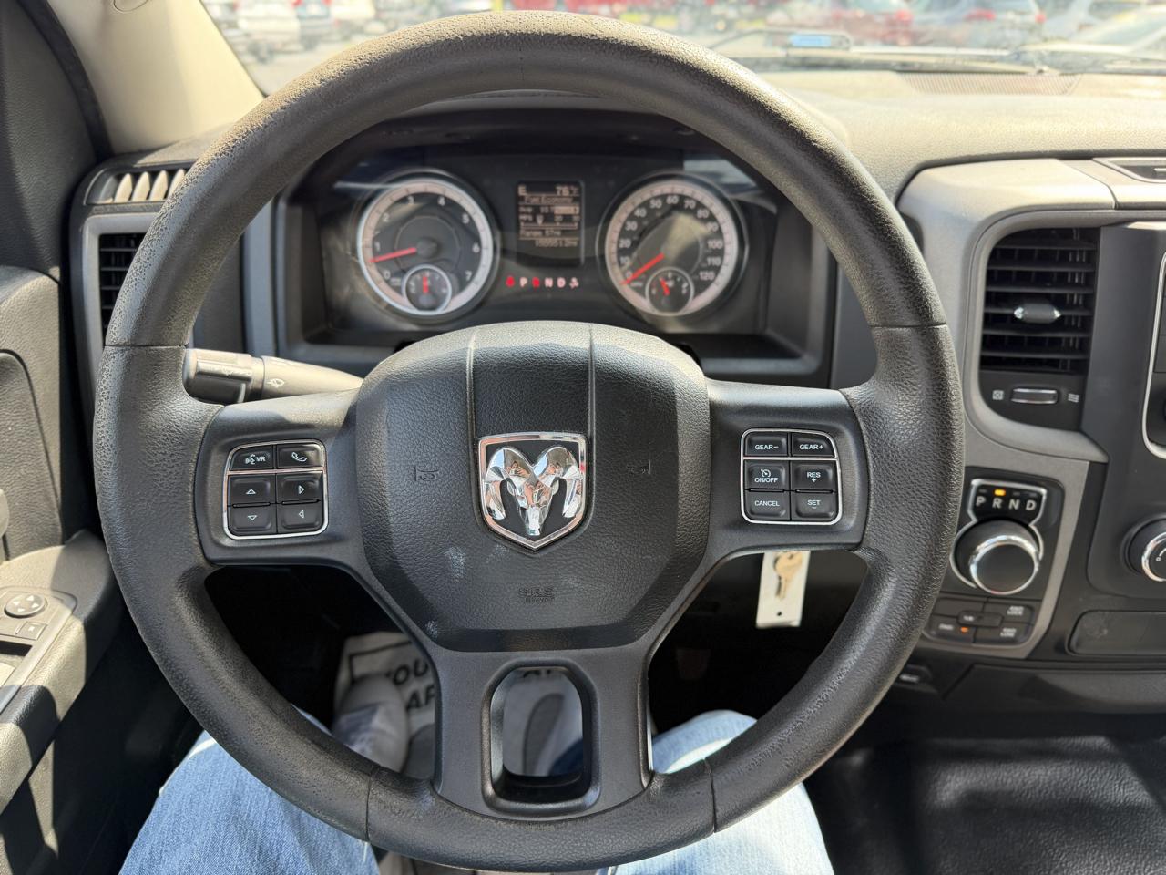 RAM 1500 Classic Tradesman Crew Cab SWB 4WD 2019