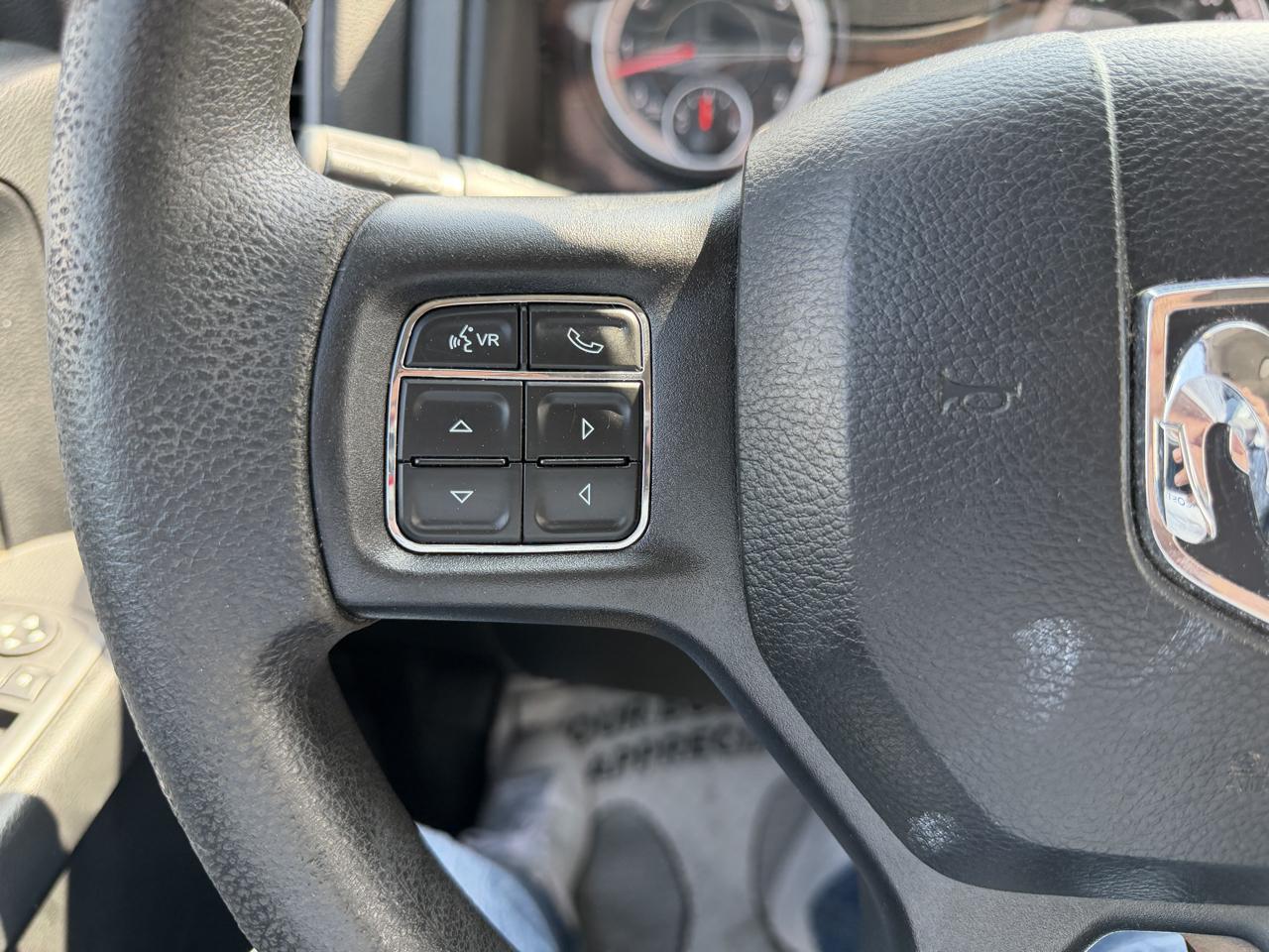 RAM 1500 Classic Tradesman Crew Cab SWB 4WD 2019