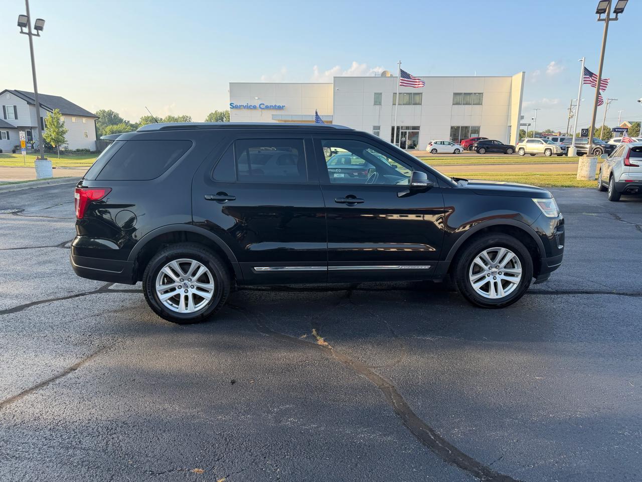 Ford Explorer XLT 4WD 2018