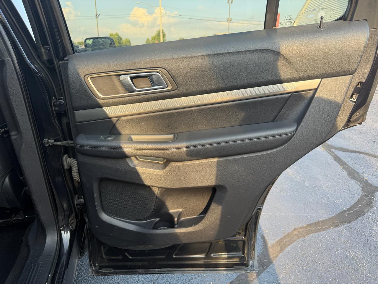 Ford Explorer XLT 4WD 2018