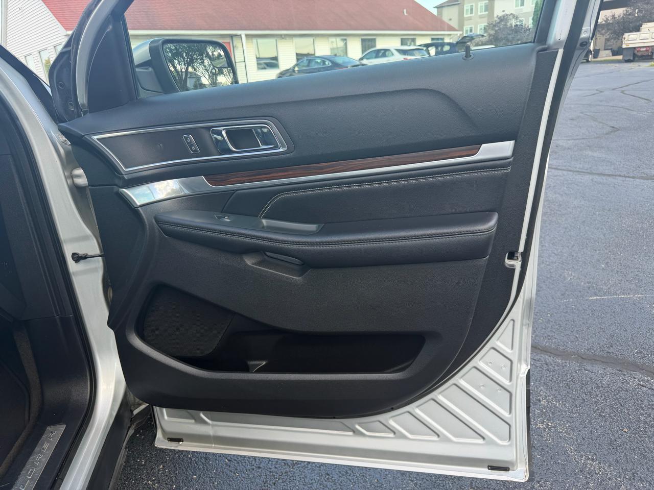 Ford Explorer Limited 4WD 2016