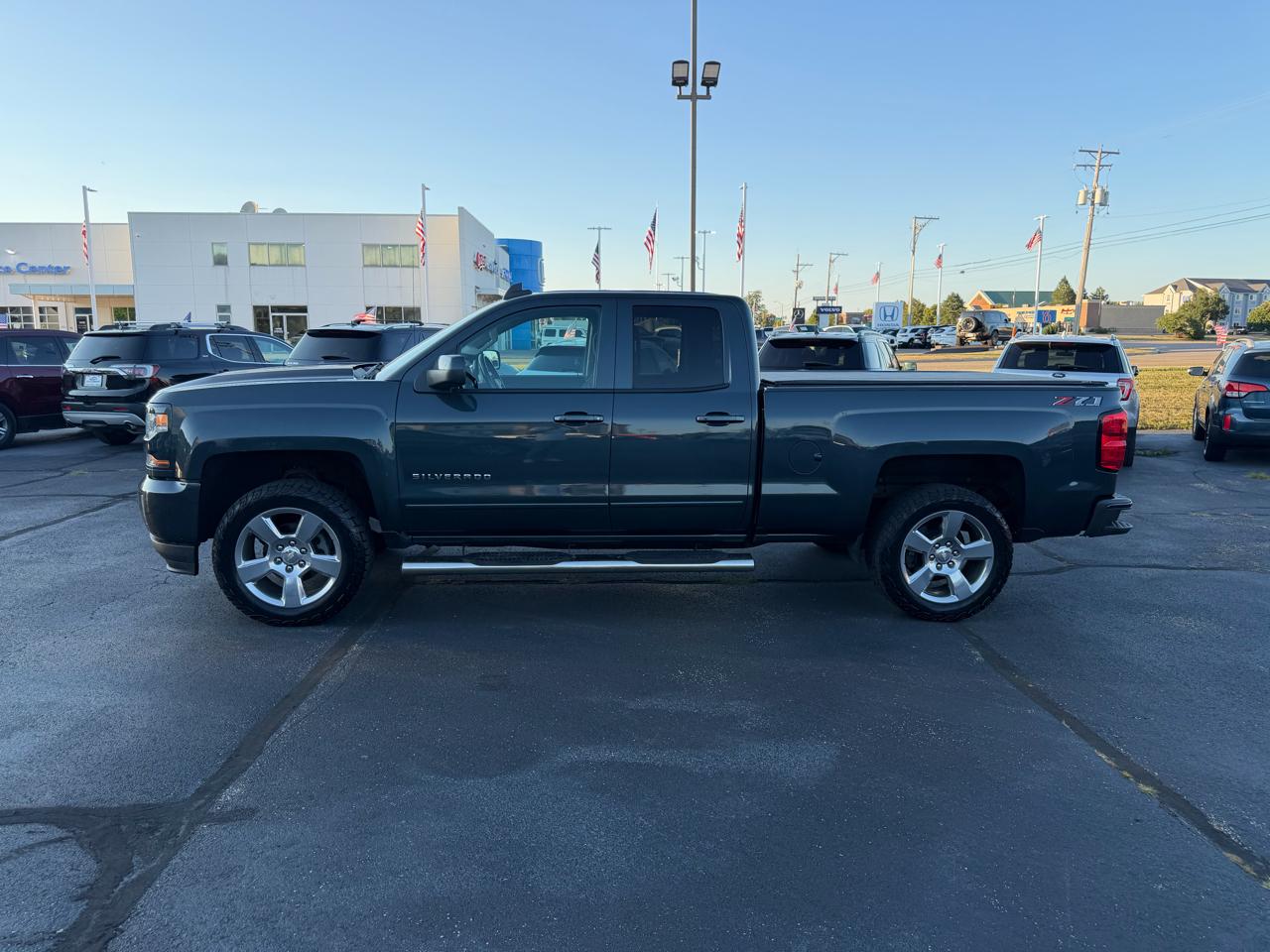 Chevrolet Silverado 1500 LT Double Cab 4WD 2018