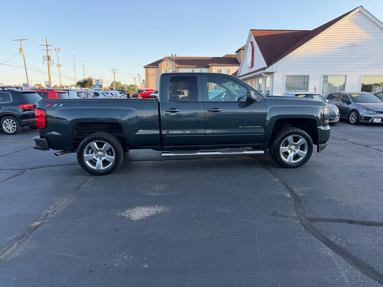 Chevrolet Silverado 1500 LT Double Cab 4WD 2018