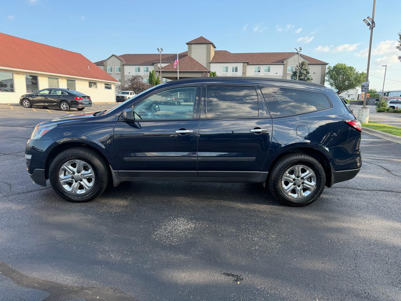 Chevrolet Traverse LS AWD w/PDC 2017