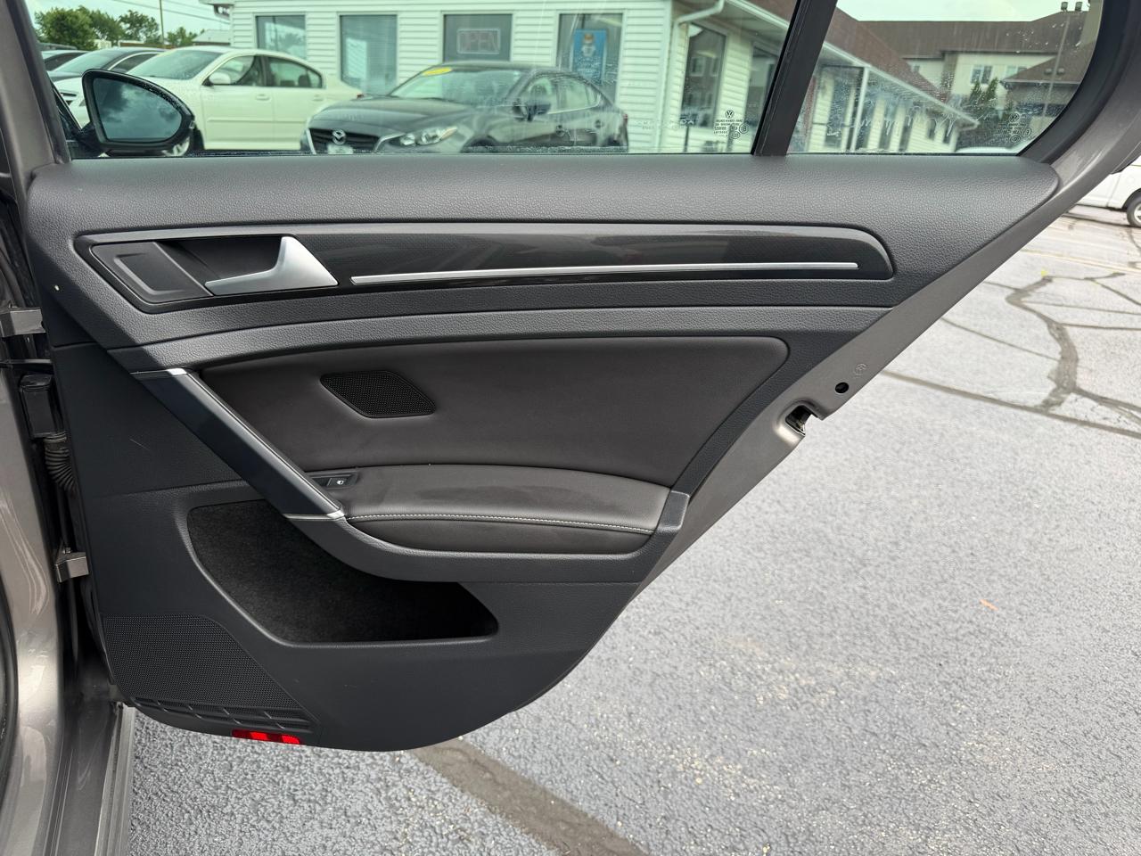 Volkswagen Golf R Base 2015