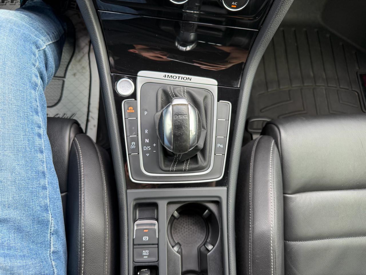 Volkswagen Golf R Base 2015