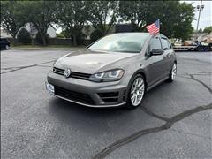 2015 Volkswagen Golf R 