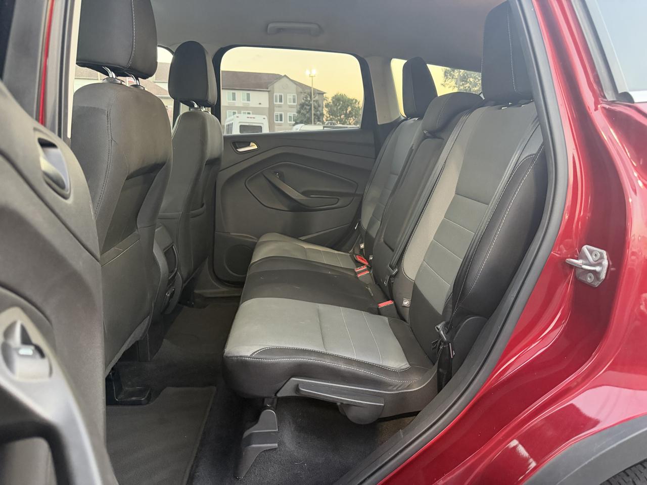 Ford Escape SE FWD 2016