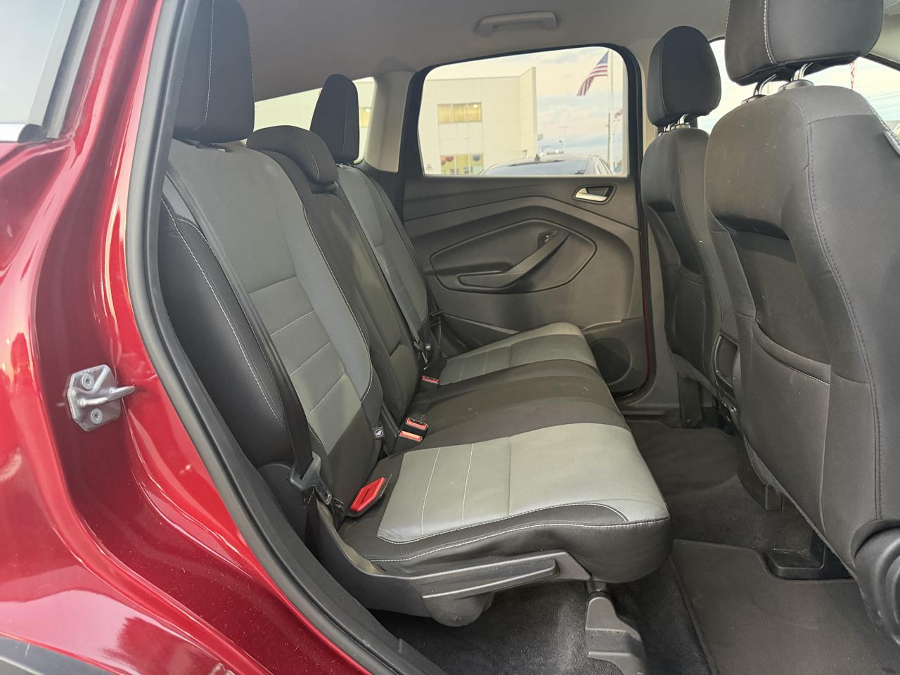 Ford Escape SE FWD 2016