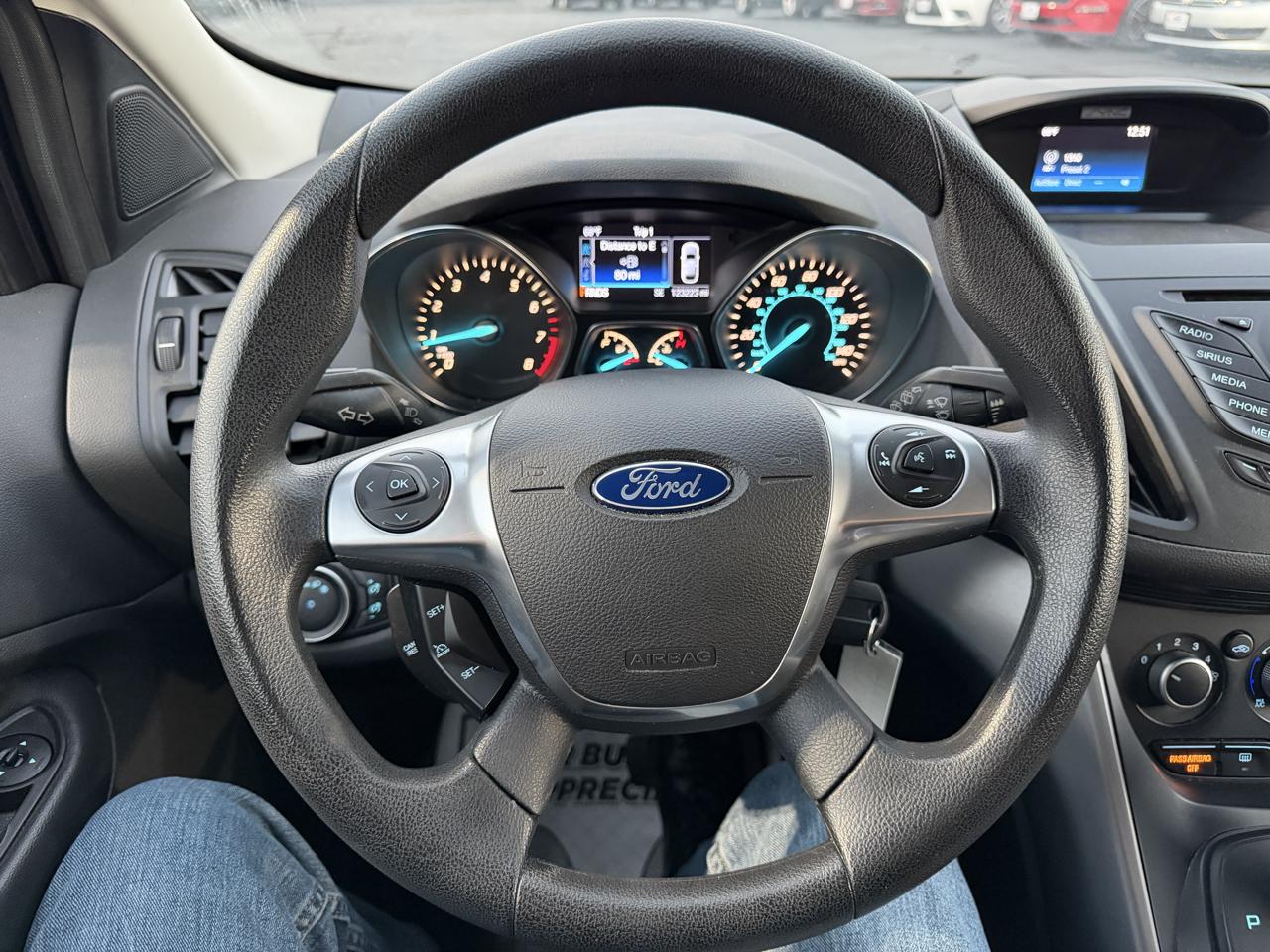 Ford Escape SE FWD 2016
