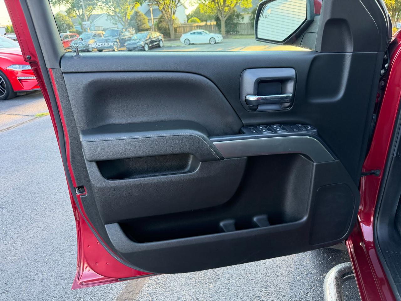 Chevrolet Silverado 1500 LT Double Cab 4WD 2018