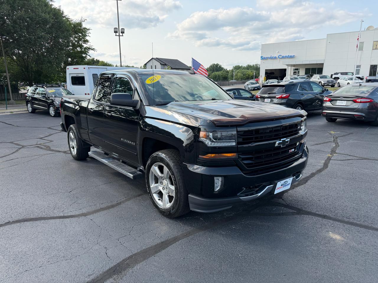 Chevrolet Silverado 1500 LT Double Cab 4WD 2017