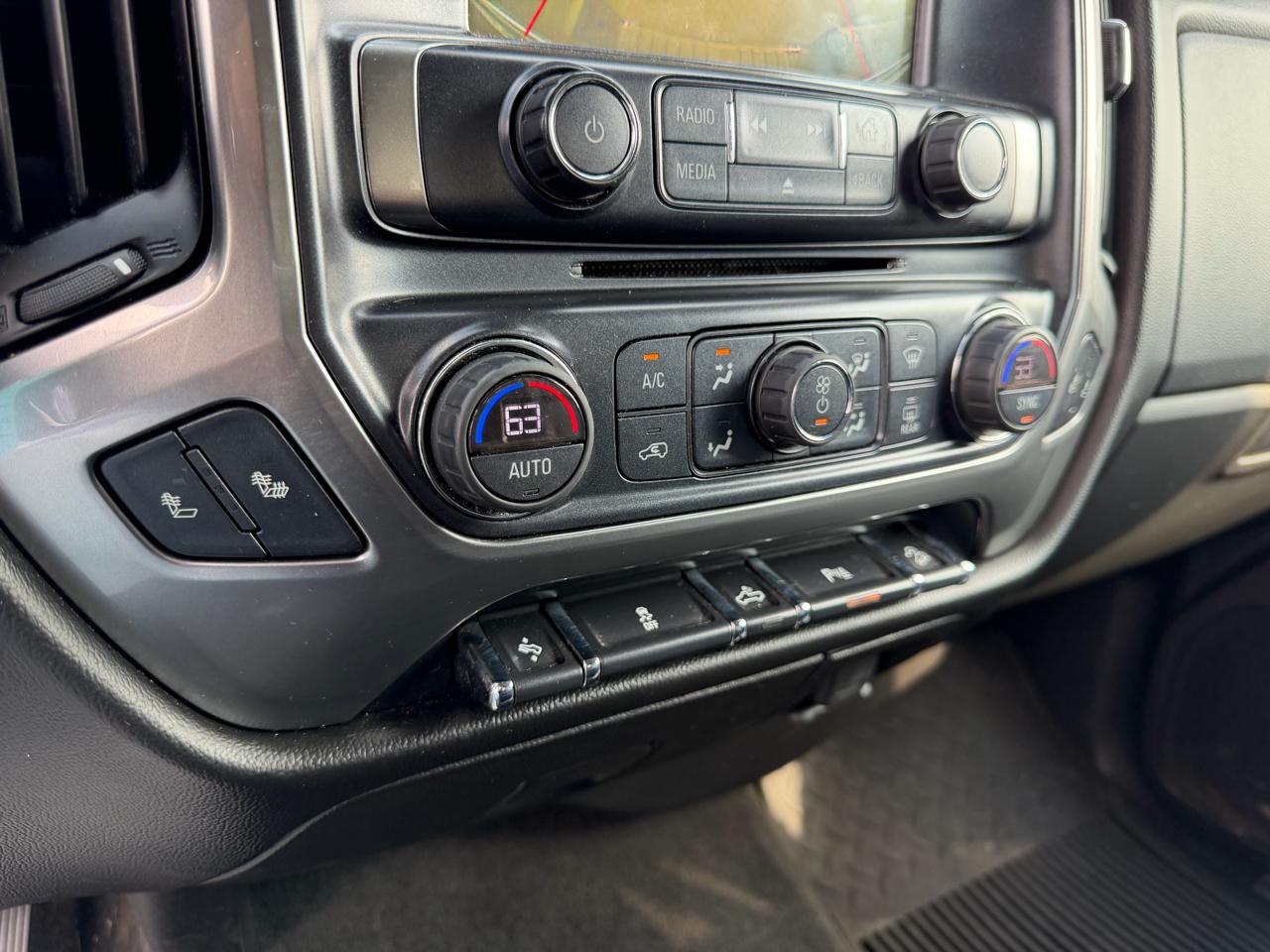 Chevrolet Silverado 1500 LT Double Cab 4WD 2017
