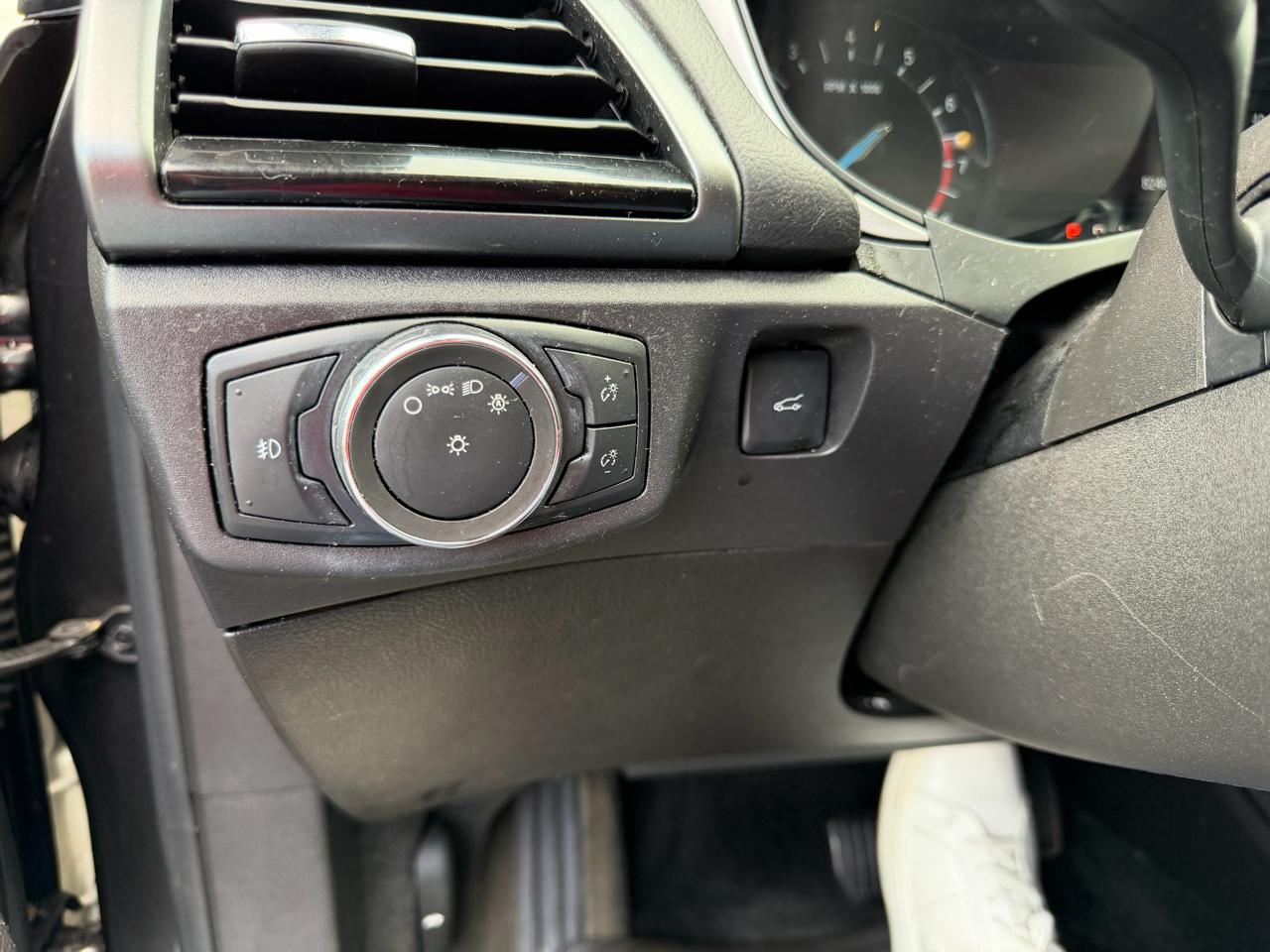 Ford Fusion SE 2016