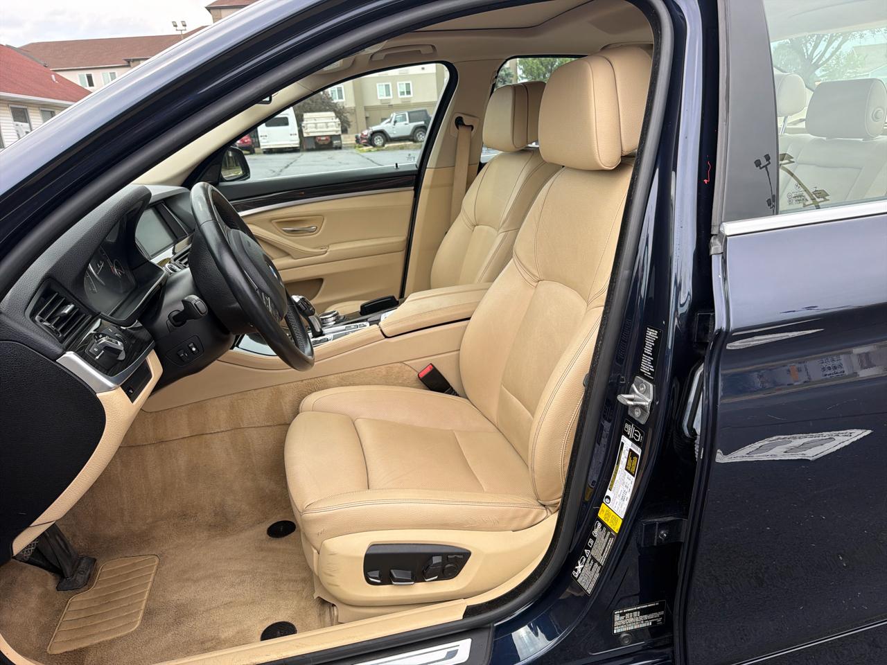 BMW 5-Series 535i xDrive 2014