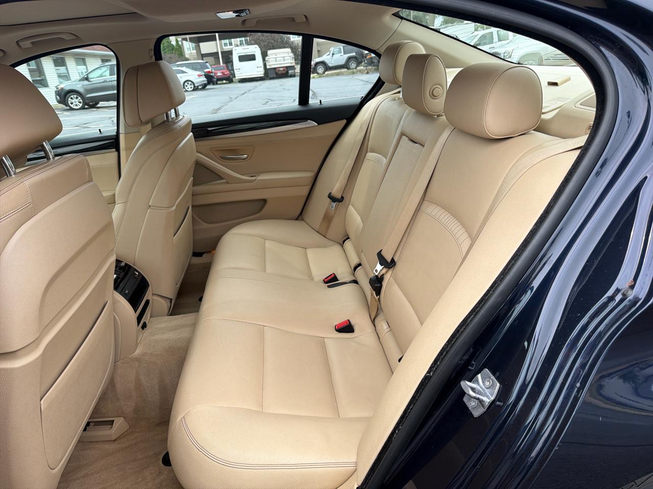 BMW 5-Series 535i xDrive 2014