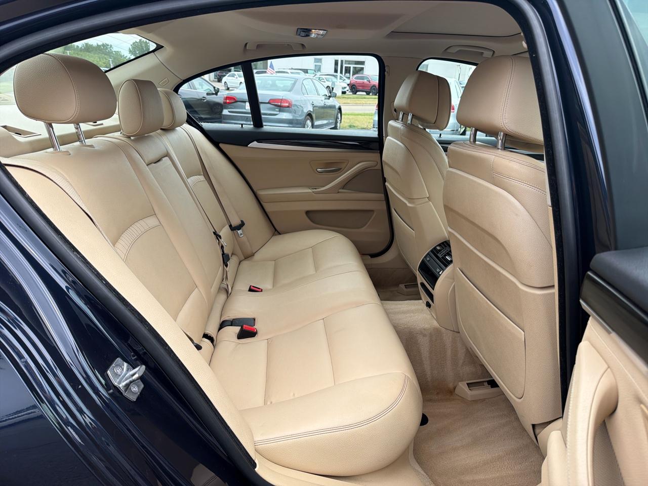 BMW 5-Series 535i xDrive 2014