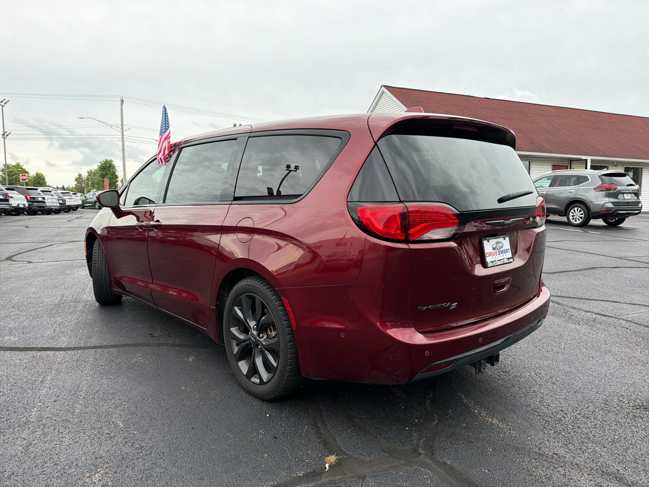 Chrysler Pacifica Touring Plus 2019